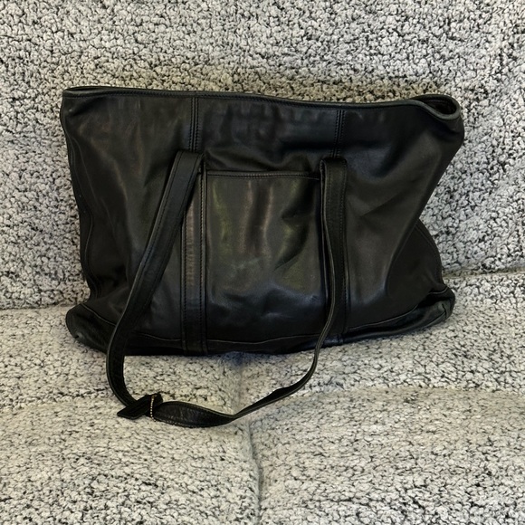 Coach Handbags - Coach Black leather laptop business shopper tote